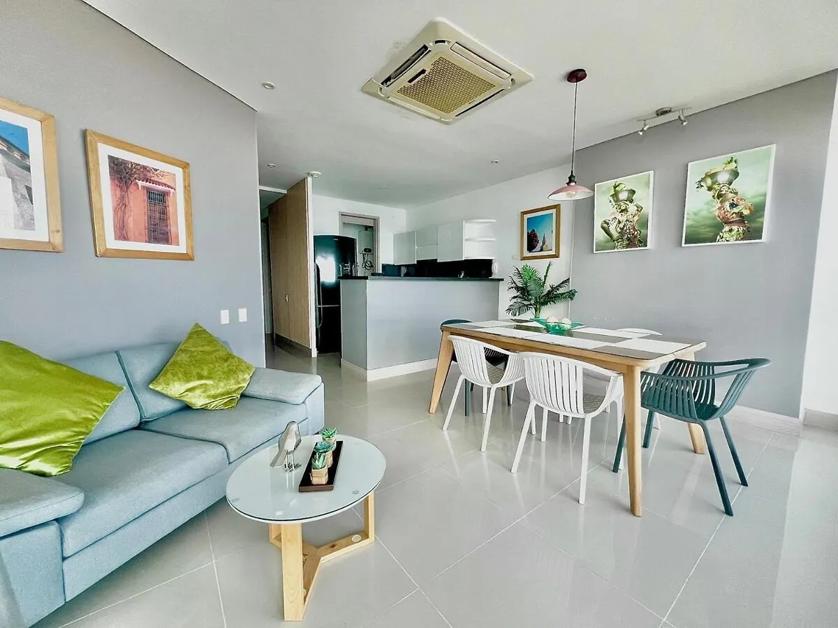 Apartamento De Tres Habitaciones Frente Al Mar Cartagena