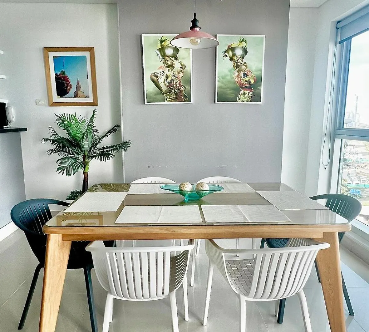 Apartamento De Tres Habitaciones Frente Al Mar Cartagena Colombia